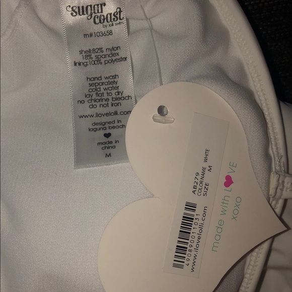 **WHITE** Women’s Ruffle Bandeau One-Piece - Picture 5 of 5